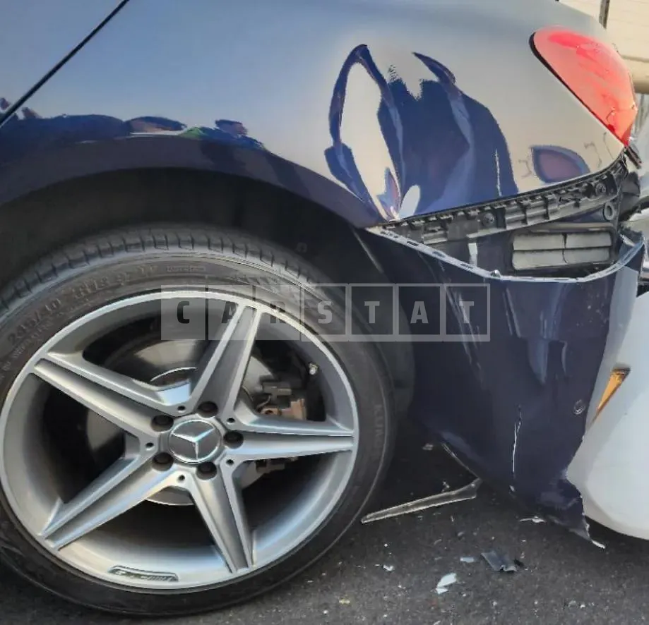 Photo 2 of 45: 2017 Mercedes-Benz C250 d 4Matic, VIN WDDWF0KBXHR233419 — Korean insurance auction