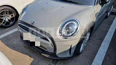 Photo 1 of 34: 2021 MINI 미니 쿠퍼 파이브-도어 — Korean insurance auction