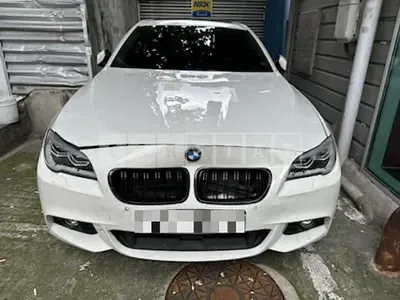 Photo 1 of 6: 2016 BMW 520d — Korean insurance auction