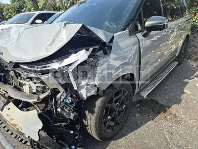 Photo 1 of 92: 2025 Kia Carnival 1.6 Hybrid, VIN KNANE81ABTS125625 — Korean insurance auction