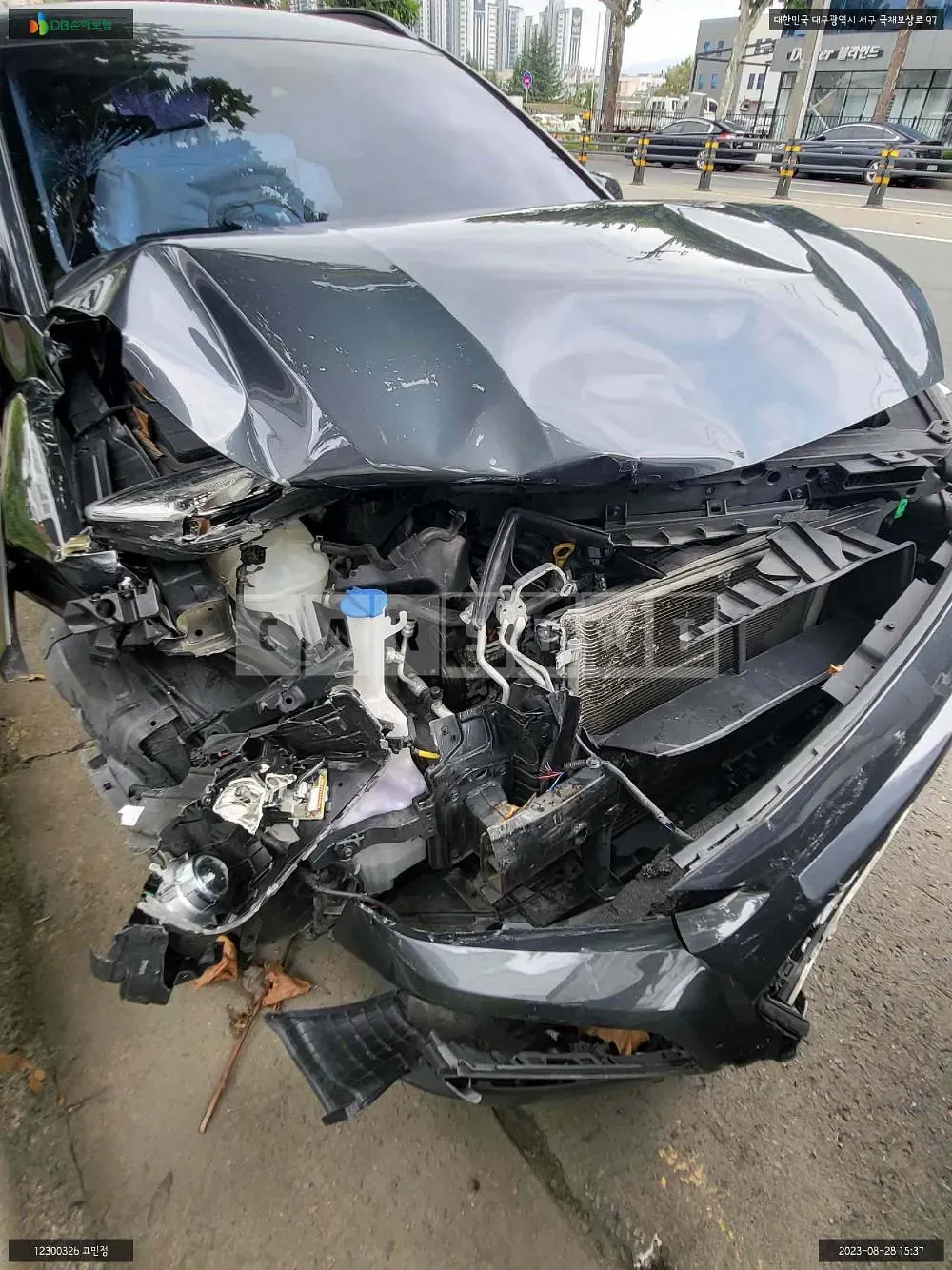 Photo 2 of 16: 2017 Hyundai Kona, VIN KMHK4815GJU014801 — Korean insurance auction