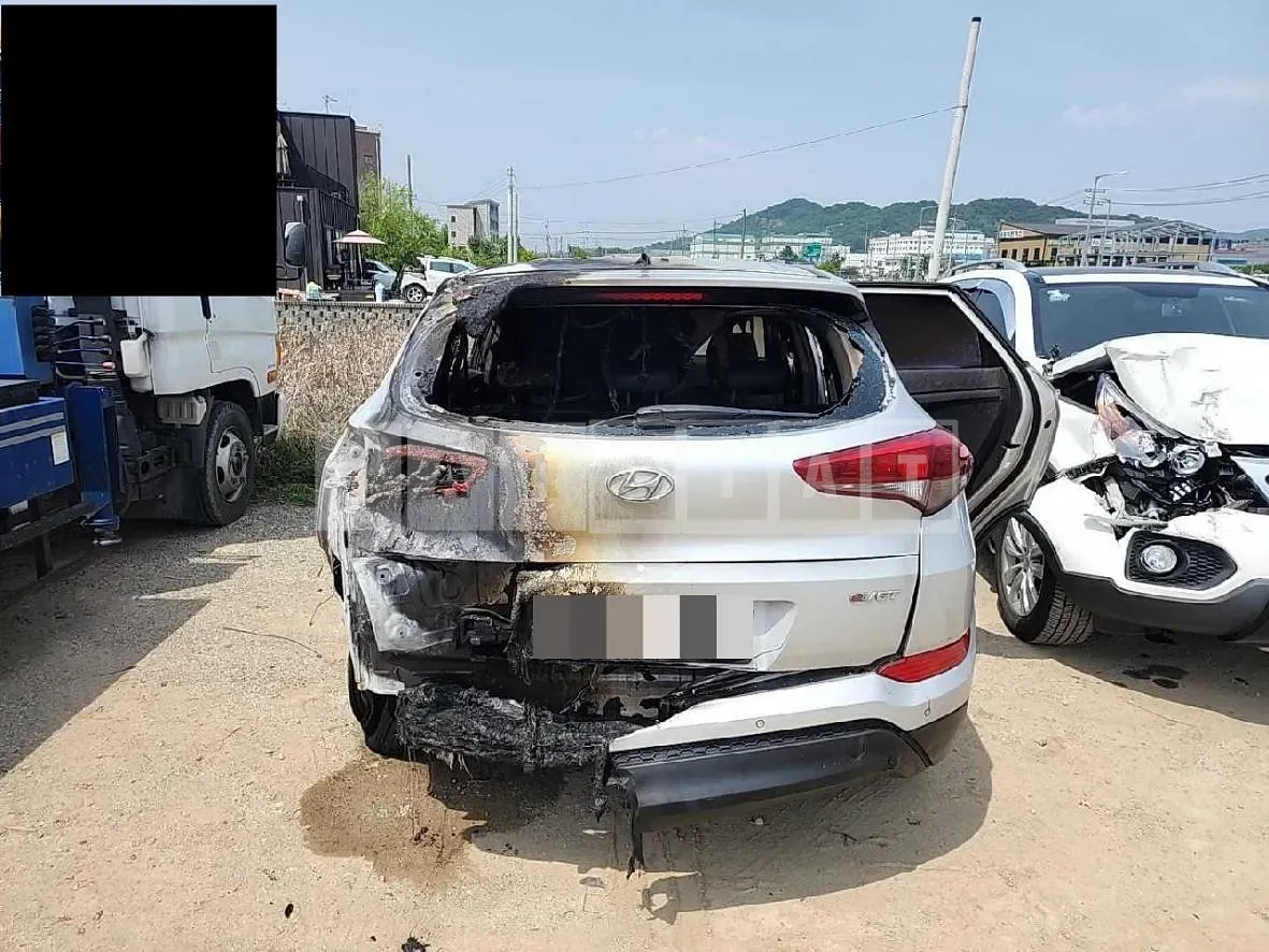 Photo 2 of 8: 2015 Hyundai Tucson TL 1.7, VIN KMHJ2815GGU016148 — Korean insurance auction