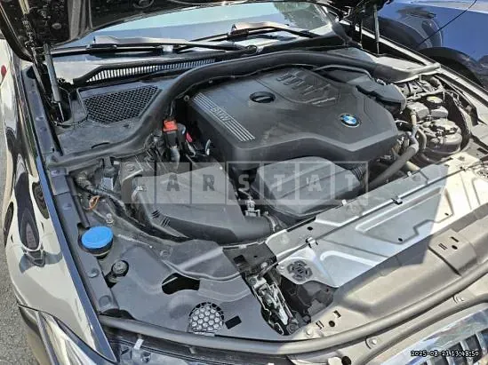 Photo 2 of 21: 2019 BMW 330i Luxury — Korean insurance auction