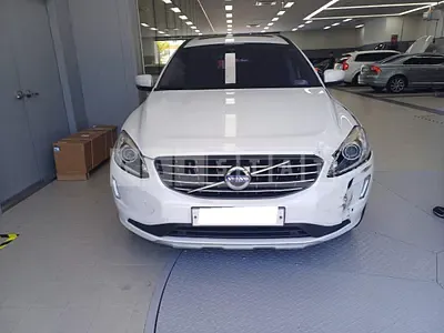 Photo 1 of 31: 2016 Volvo XC60 D3, VIN YV1DZARBDG2894363 — Korean insurance auction