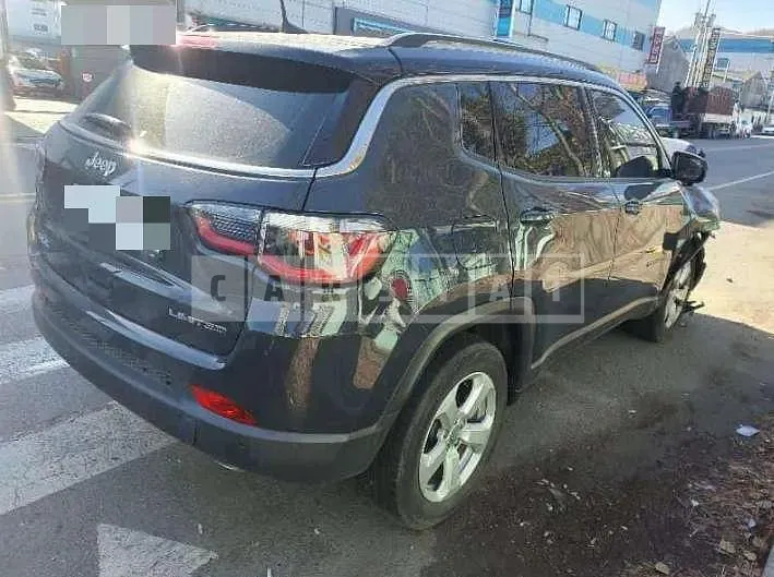 Photo 2 of 15: 2018 Jeep Zip Compass 2.4, VIN 3C4NJDCB4JT376003 — Korean insurance auction