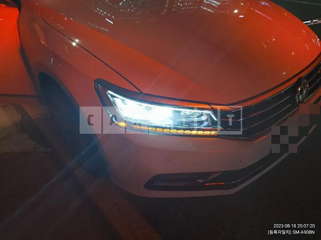 Photo 2 of 10: 2018 Volkswagen Passat 2.0 TSI — Korean insurance auction