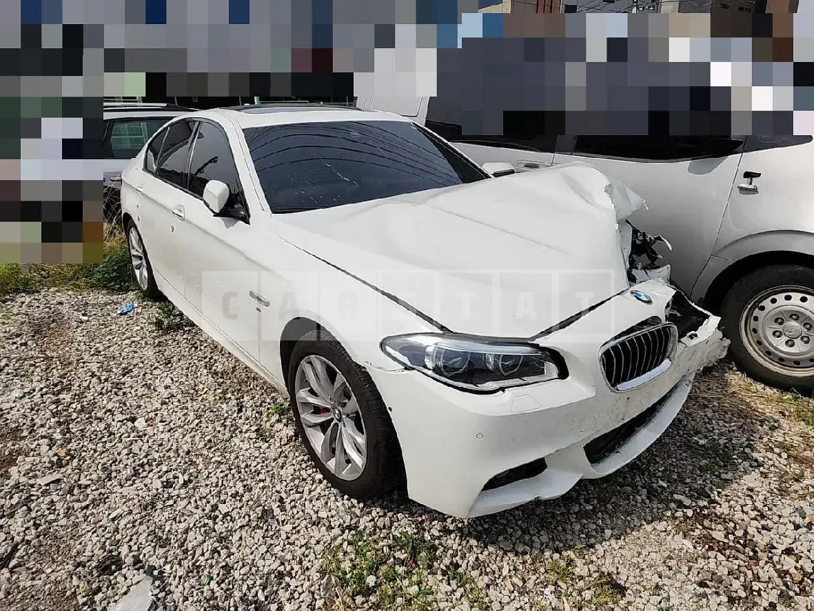 Photo 2 of 8: 2015 BMW 520d — Korean insurance auction