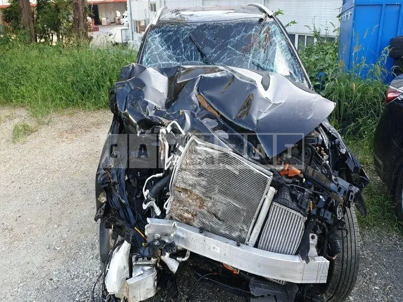 Photo 2 of 15: 2022 Kia Sorento Hybrid 1.6, VIN KNARL81GBNA094591 — Korean insurance auction