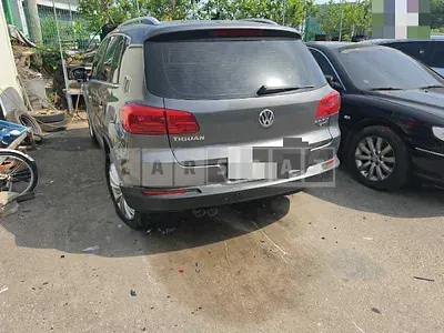 Photo 1 of 14: 2015 Volkswagen Tiguan 2.0 TDI BMT — Korean insurance auction