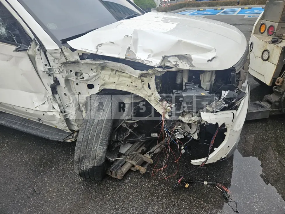 Photo 2 of 9: 2021 Kia Mojave 4WD — Korean insurance auction
