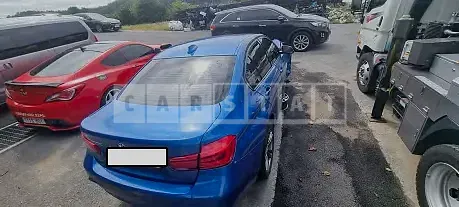 Photo 2 of 9: 2016 BMW 320d, VIN WBA8C5101GK638873 — Korean insurance auction