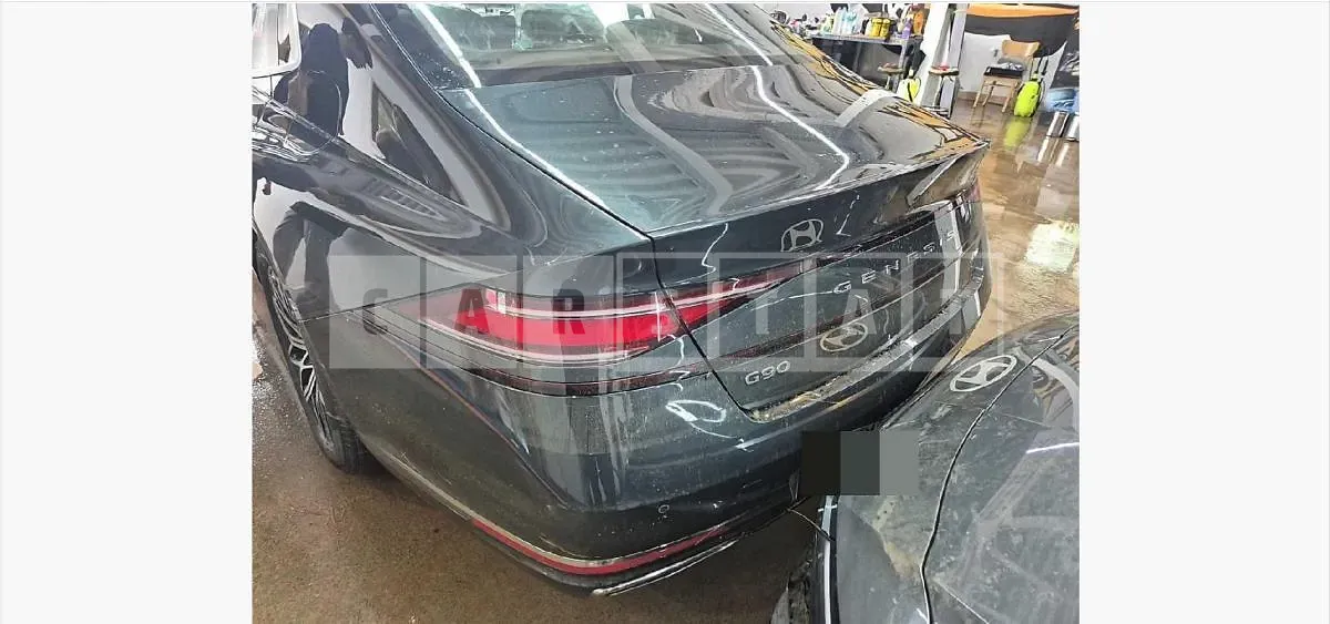 Photo 2 of 9: 2025 Genesis G90 AWD — Korean insurance auction