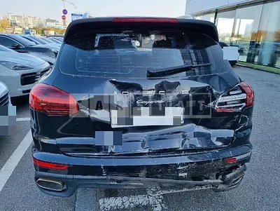 Photo 1 of 15: 2015 Porsche Cayenne Diesel, VIN WP1AF2926FLA44559 — Korean insurance auction