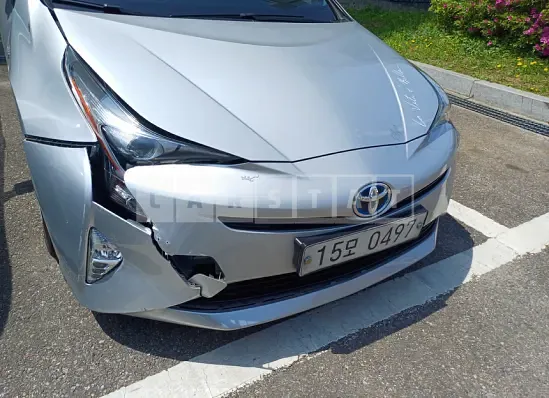 Photo 2 of 17: 2016 Toyota Prius — Korean insurance auction