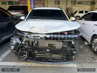 Photo 1 of 12: 2024 Hyundai Kona, VIN KMHHE811GSU107331 — Korean insurance auction