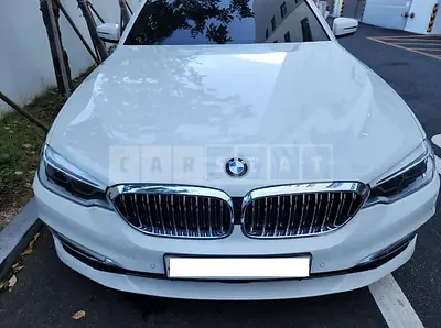 Photo 1 of 28: 2018 BMW 520d, VIN WBAJC3109JG997260 — Korean insurance auction