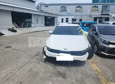 Photo 1 of 13: 2020 Kia K5, VIN KNAG1412BLA072403 — Korean insurance auction