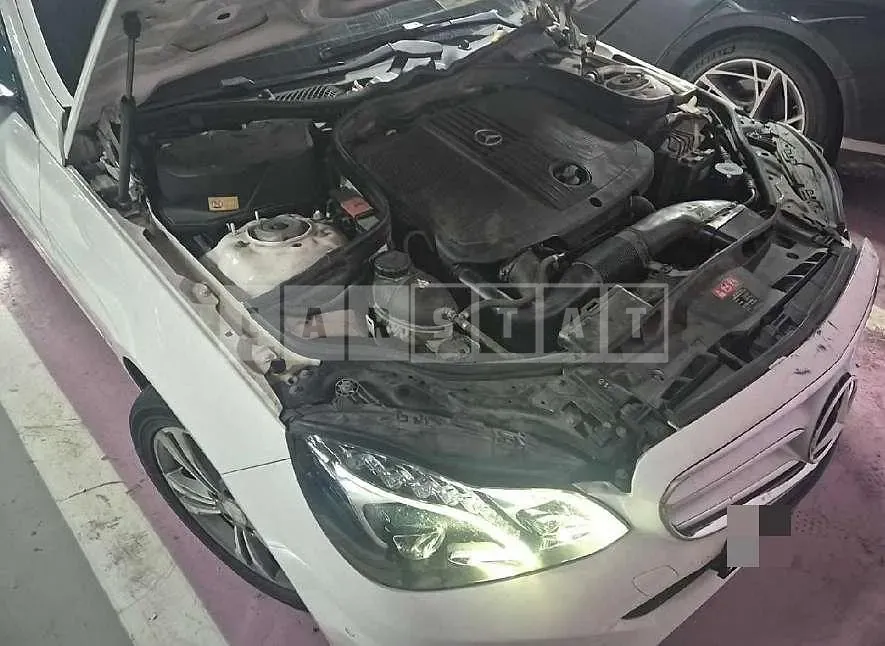 Photo 2 of 20: 2014 Mercedes-Benz E220 CDI — Korean insurance auction