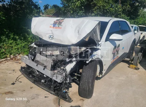 Photo 2 of 5: 2022 Hyundai Modern Ionic 5 — Korean insurance auction