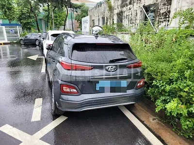 Photo 1 of 19: 2019 Hyundai Kona Electric — Korean insurance auction
