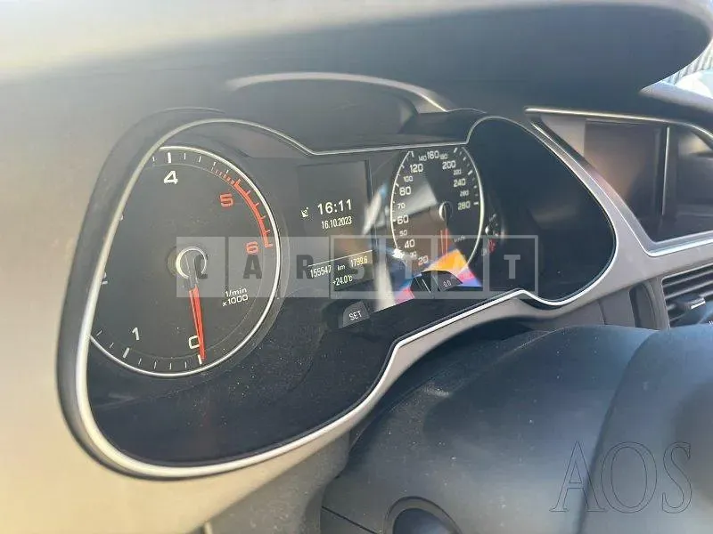 Photo 2 of 17: 2015 Audi A4 30 TDI, VIN WAUZZZ8K0FA075868 — Korean insurance auction