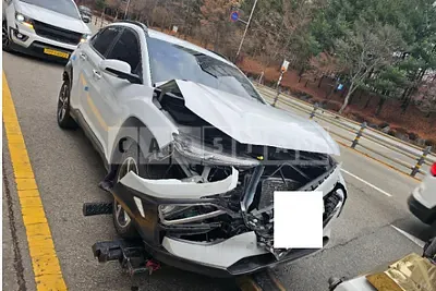 Photo 1 of 10: 2018 Hyundai Kona, VIN KMHK3816GJU218352 — Korean insurance auction