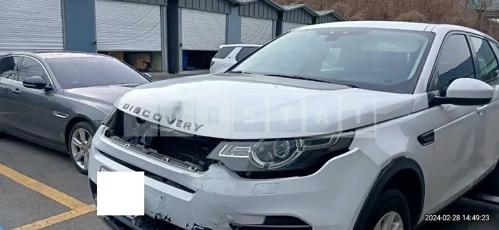 Photo 2 of 7: 2015 Land Rover Discovery Sports 2,2D, VIN SALCA2BE5FH532443 — Korean insurance auction