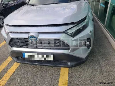 Photo 1 of 9: 2022 Toyota Love 4 Hybrid — Korean insurance auction