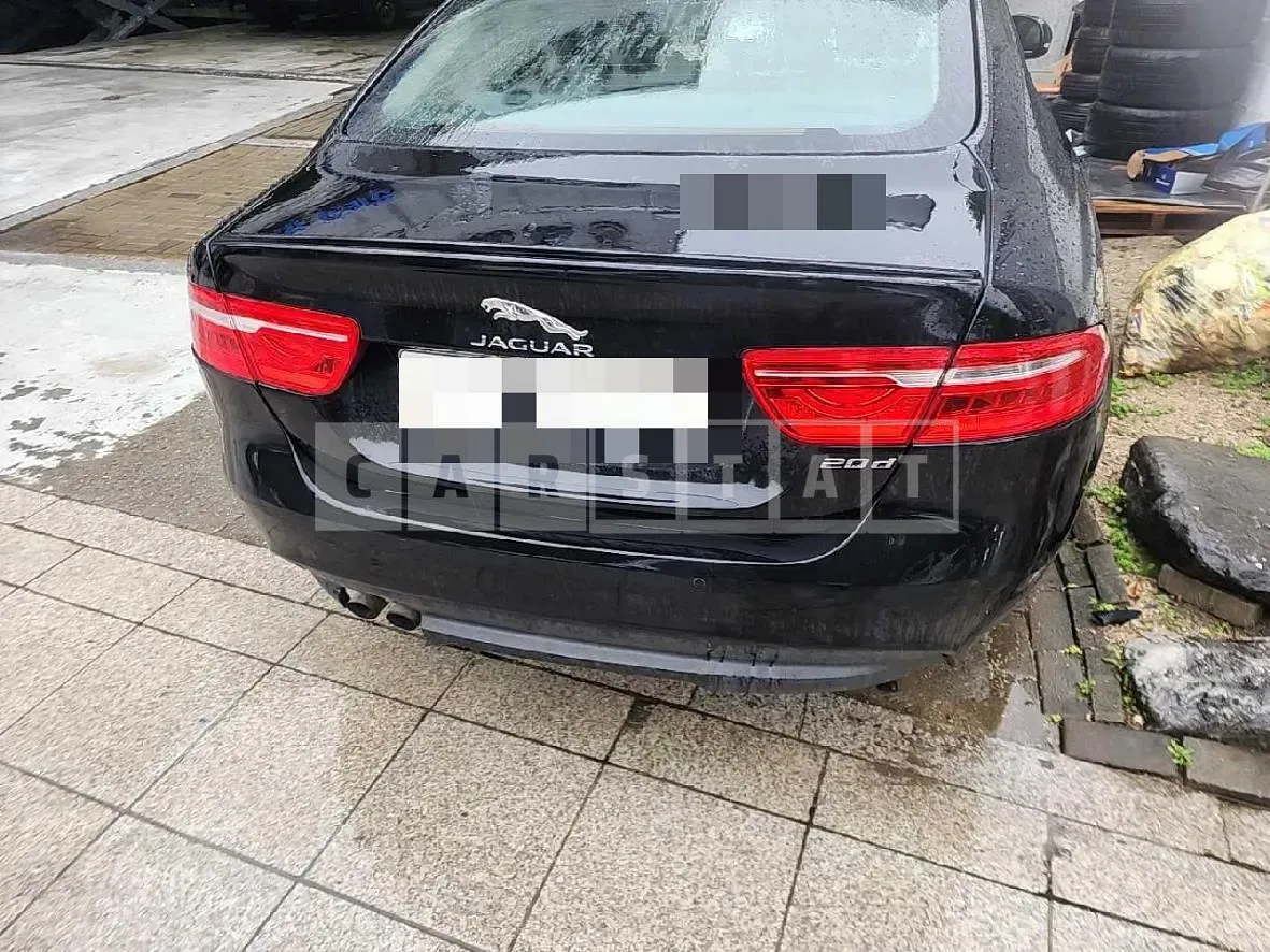 Photo 2 of 8: 2015 Jaguar XE 2.0d, VIN SAJAB4BN0GA912423 — Korean insurance auction