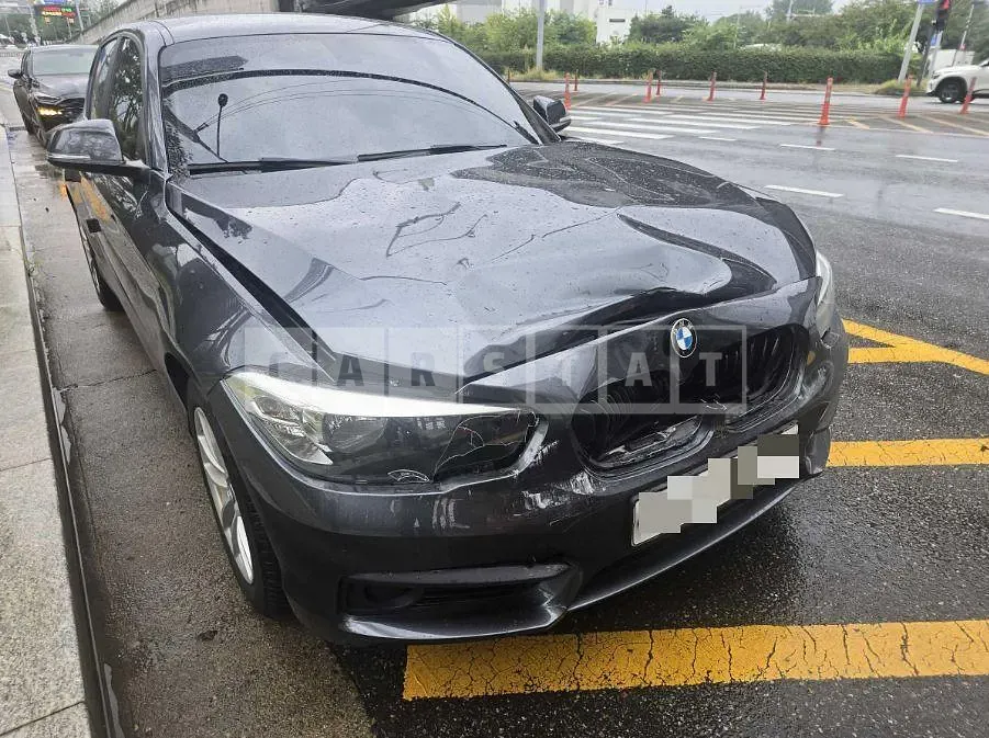 Photo 2 of 6: 2017 BMW 118d — Korean insurance auction
