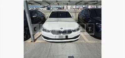 Photo 1 of 37: 2018 BMW 520d — Korean insurance auction