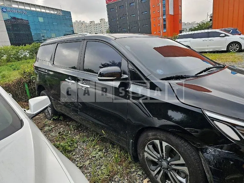 Photo 2 of 20: 2019 Kia Carnival, VIN KNAMB81ABKS591217 — Korean insurance auction