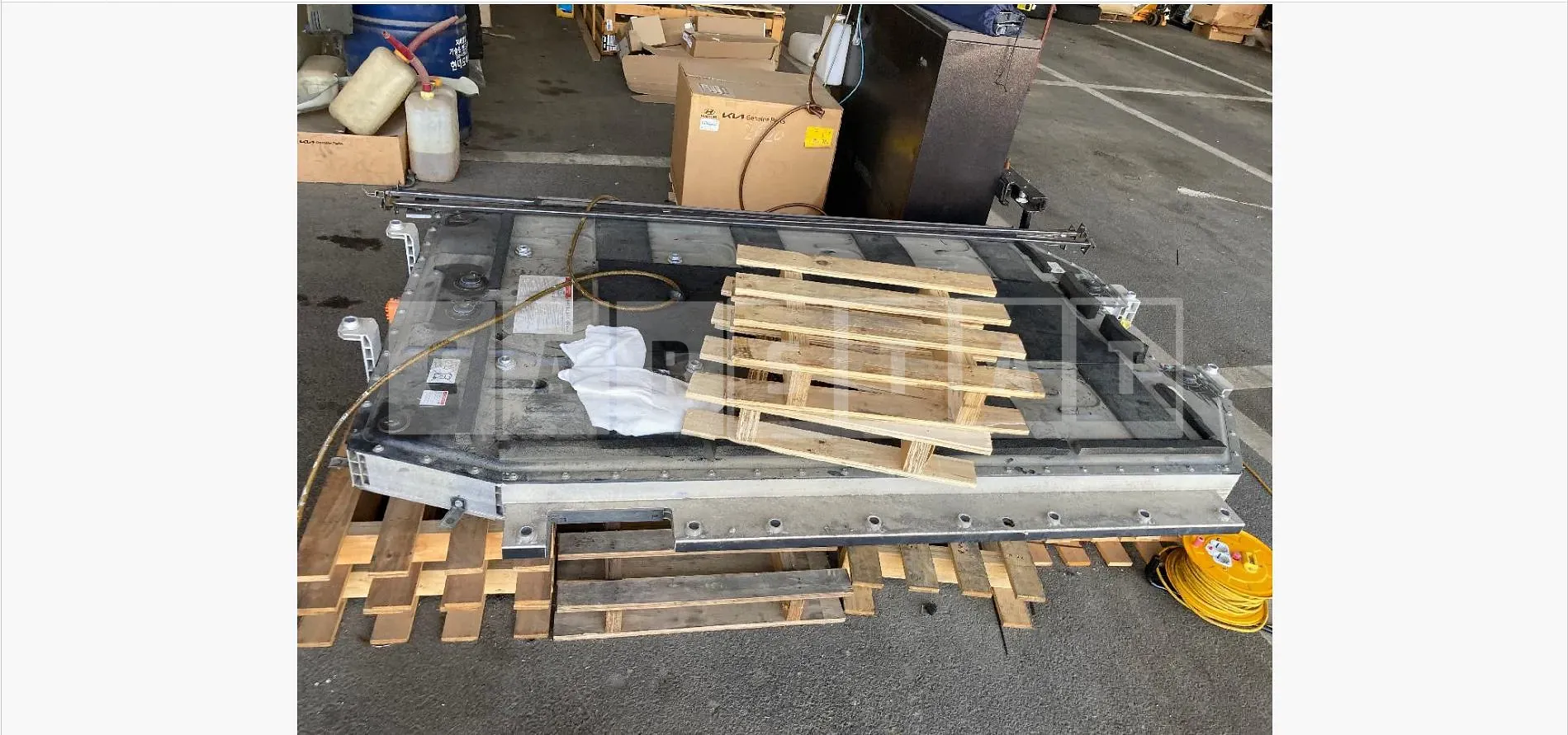 Photo 3 of 3: 2023 Kia (parts) EV9 Battery Pack — Korean insurance auction