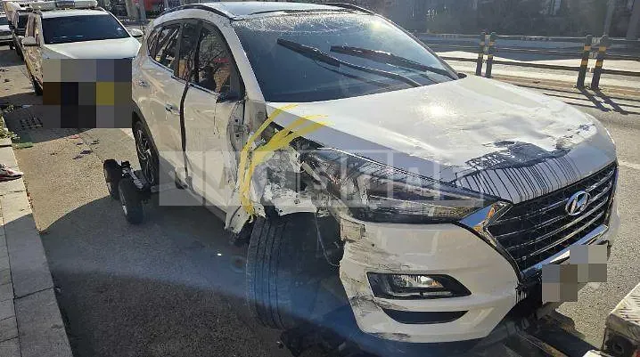 Photo 2 of 21: 2018 Hyundai Tucson TL — Korean insurance auction