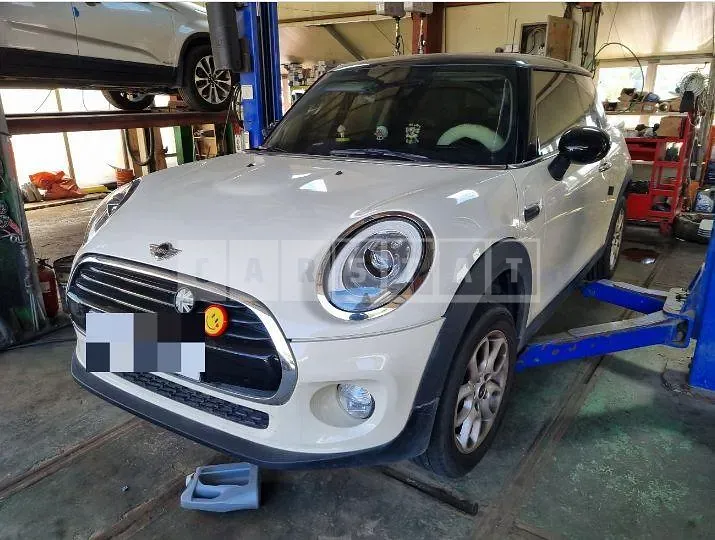 Photo 2 of 18: 2017 MINI Cooper, VIN WMWXP5101J3A99062 — Korean insurance auction
