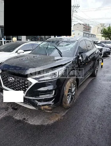 Photo 2 of 17: 2019 Hyundai Tucson, VIN KMHJ3817GKU951941 — Korean insurance auction