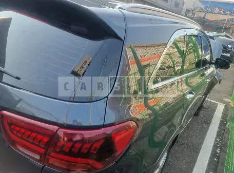 Photo 2 of 9: 2020 Kia Sorento, VIN KNAPH81ABLA622932 — Korean insurance auction