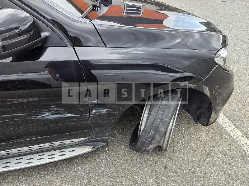 Photo 2 of 43: 2016 Mercedes-Benz GLE350 d 4Matic — Korean insurance auction