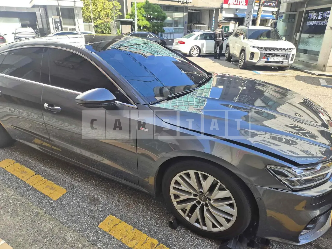 Photo 2 of 19: 2021 Audi A7 45 TDI quattro, VIN WAUZZZF22MN004521 — Korean insurance auction