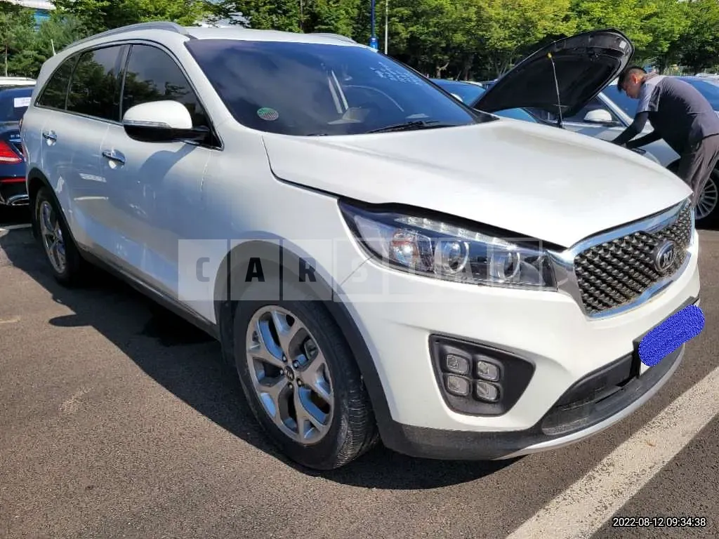 Photo 2 of 13: 2016 Kia Sorento, VIN KNAPS81ABGA263297 — Korean insurance auction