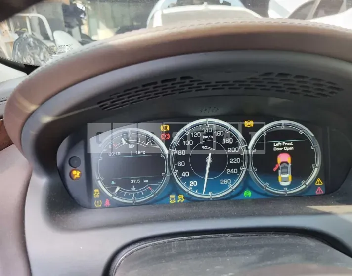 Photo 2 of 9: 2015 Jaguar XJ 3.0SC, VIN SAJAJ22DXF8V76445 — Korean insurance auction