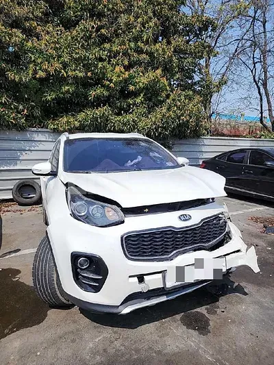 Photo 1 of 33: 2016 Kia Sportage 2.0, VIN KNAPN813BGK037237 — Korean insurance auction