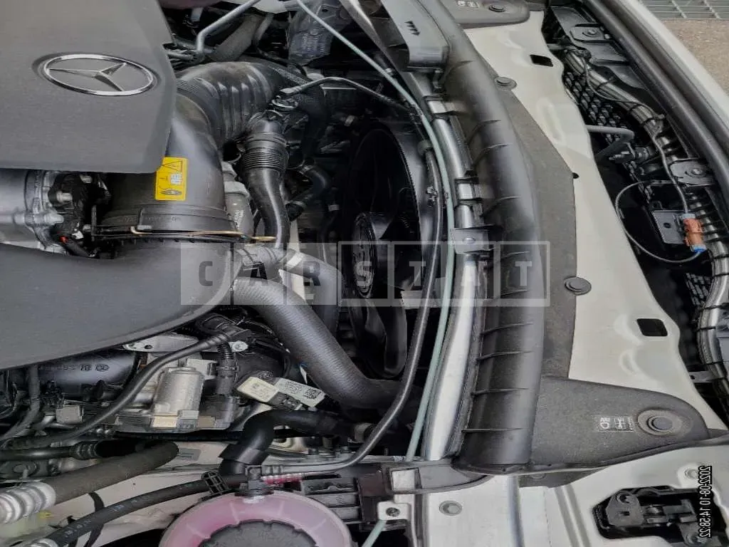 Photo 2 of 9: 2022 Mercedes-Benz E 350 4Matic, VIN W1KZF8GBXNB048389 — Korean insurance auction
