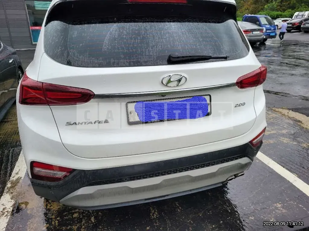 Photo 2 of 11: 2019 Hyundai Santa Fe, VIN KMHS281BBKU148691 — Korean insurance auction