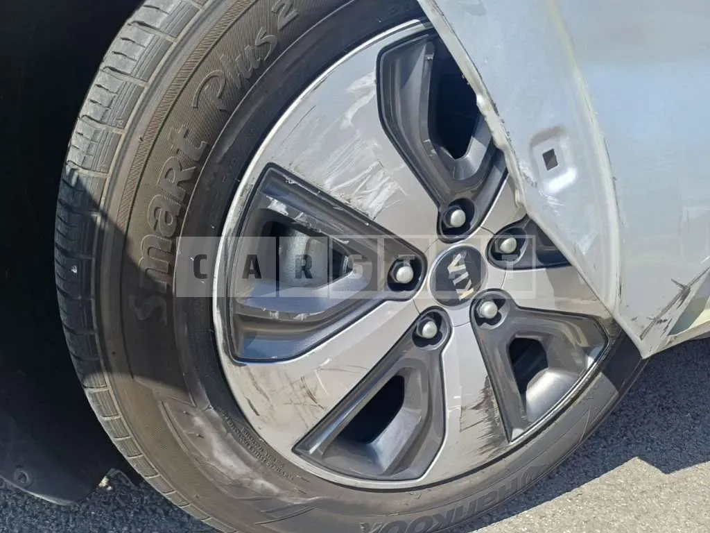 Photo 2 of 8: 2017 Nissan Maxima — Korean insurance auction