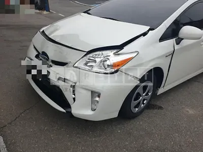 Photo 1 of 5: 2015 Toyota Prius — Korean insurance auction