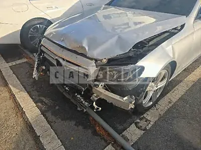 Photo 1 of 15: 2017 Mercedes-Benz E220d — Korean insurance auction