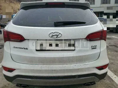 Photo 1 of 11: 2018 Hyundai Santa Fe, VIN KMHSW81UDJU858465 — Korean insurance auction