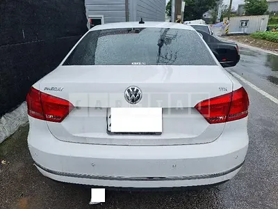 Photo 1 of 8: 2015 Volkswagen Passat 2.0 TDI, VIN 1VWZZZA3ZFC071589 — Korean insurance auction