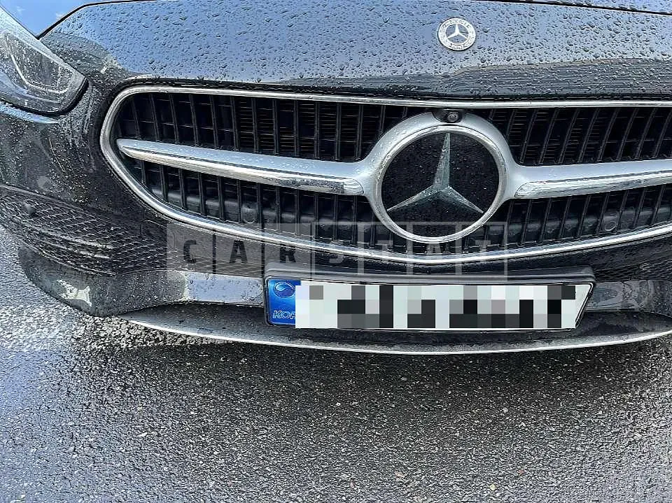 Photo 2 of 12: 2023 Mercedes-Benz C300 4Matic — Korean insurance auction